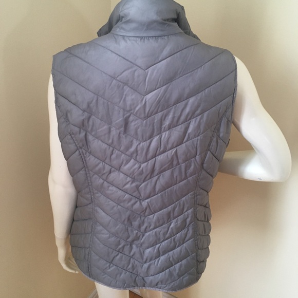 Tek Gear Puffer Vest - Picture 3 of 7